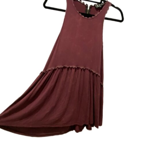 POL Burgundy Lace detail Babydoll Tank Top Summer Beach Vacation Size Medium GUC - Picture 3 of 4